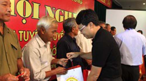 Khieu Khiem-ជនខ្មែរ១រូបអស់ពីចិត្តជាមួយកិច្ច ការពារអធិបតេយ្យភាពព្រំដែន